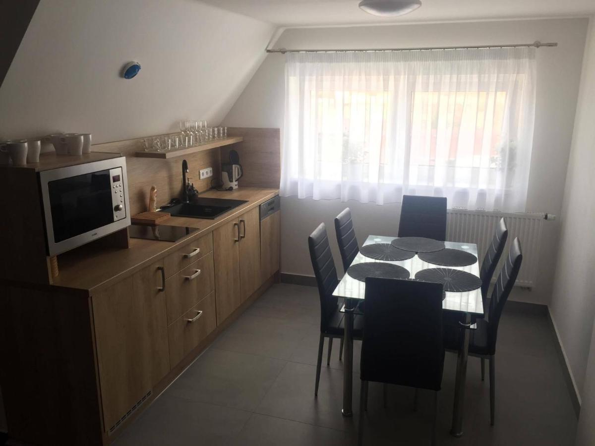 Penzion Kometa Pasohlávky Exterior foto