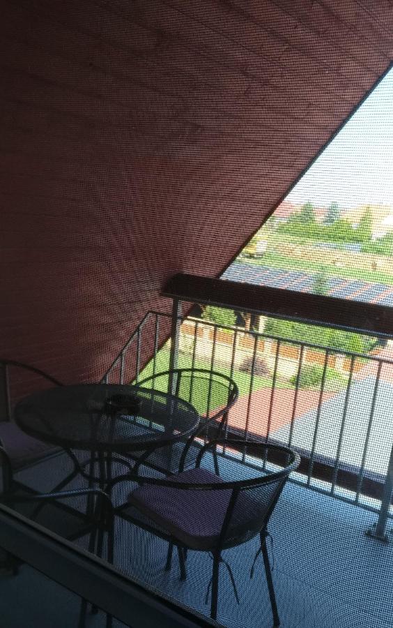 Penzion Kometa Pasohlávky Exterior foto