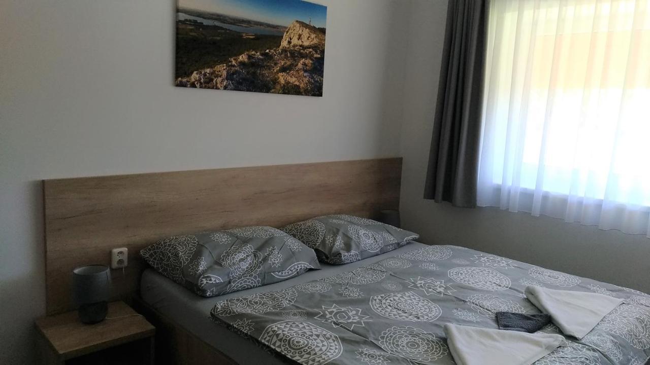 Penzion Kometa Pasohlávky Exterior foto