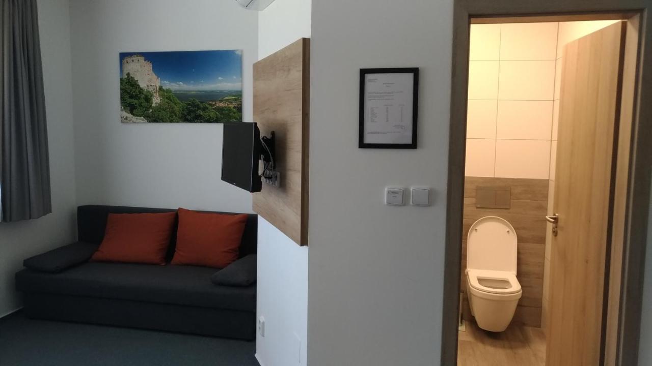 Penzion Kometa Pasohlávky Exterior foto