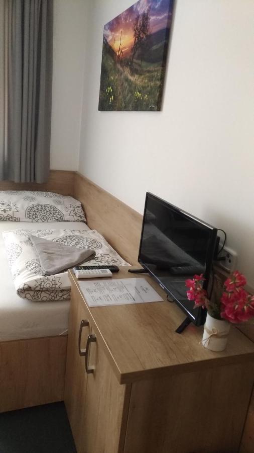 Penzion Kometa Pasohlávky Exterior foto