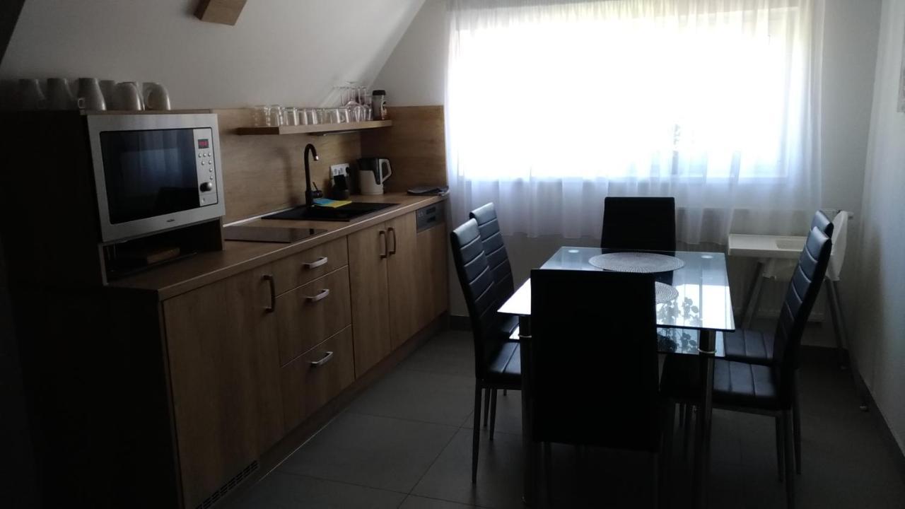 Penzion Kometa Pasohlávky Exterior foto